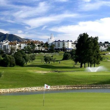5* Stunning Golf & Sea Apartment Михас Екстериор снимка