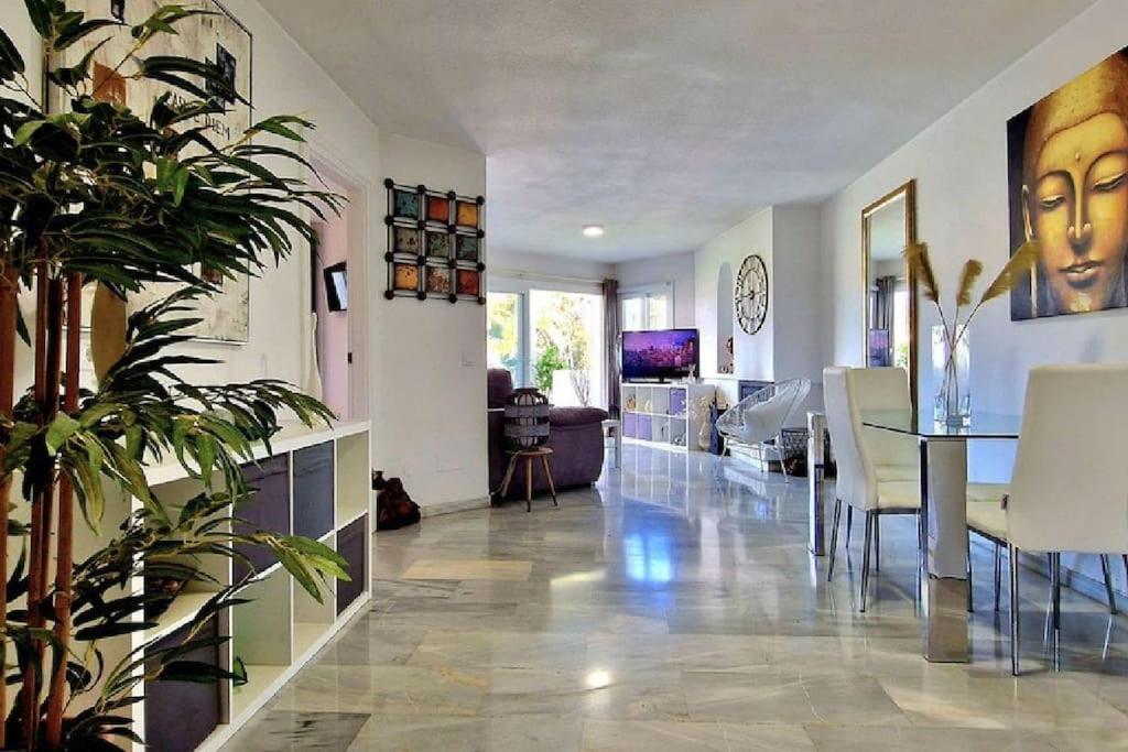 5* Stunning Golf & Sea Apartment Михас Екстериор снимка