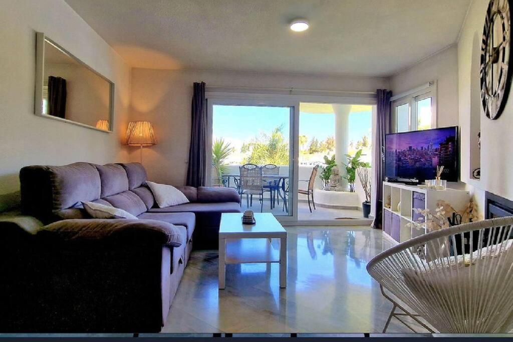 5* Stunning Golf & Sea Apartment Михас Екстериор снимка